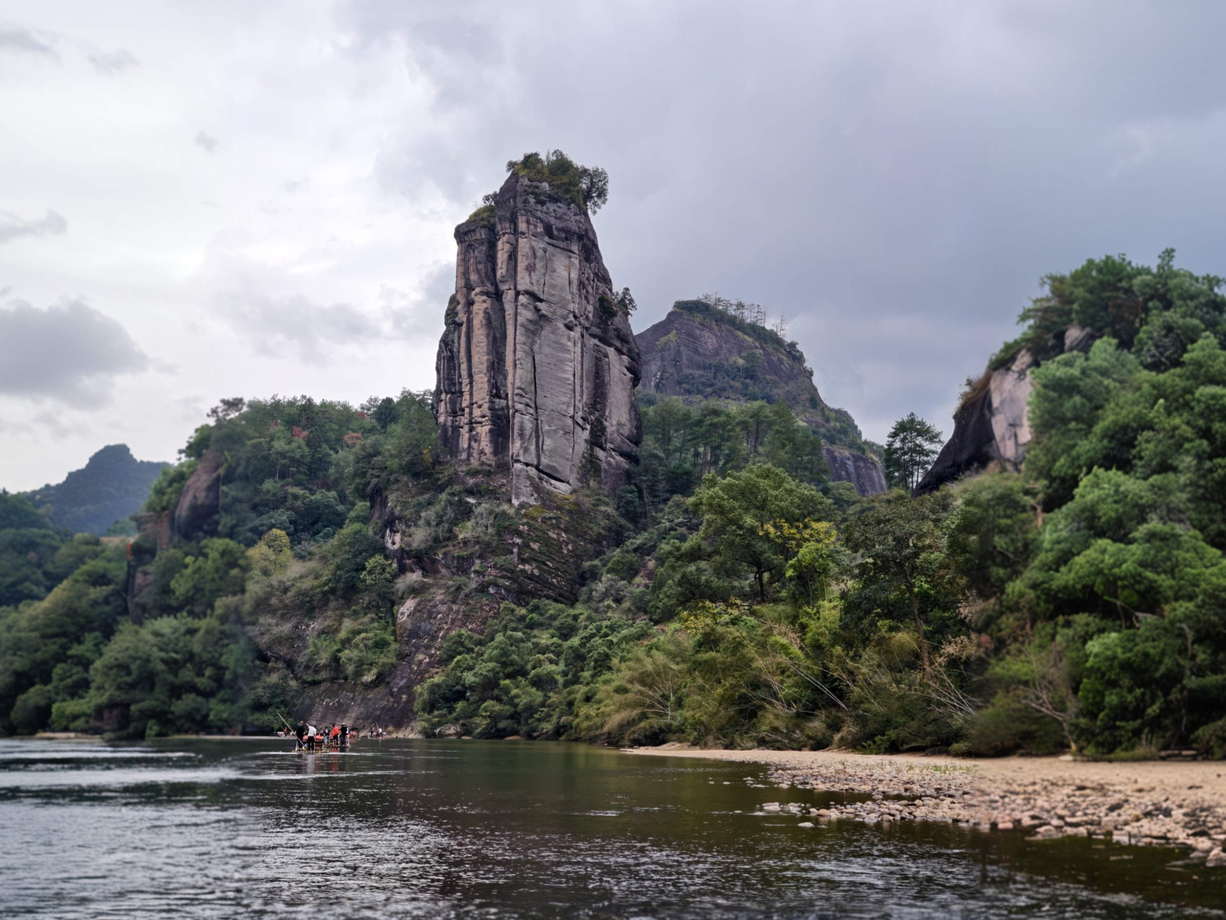 Традиционный чайный домик у подножия Уишань